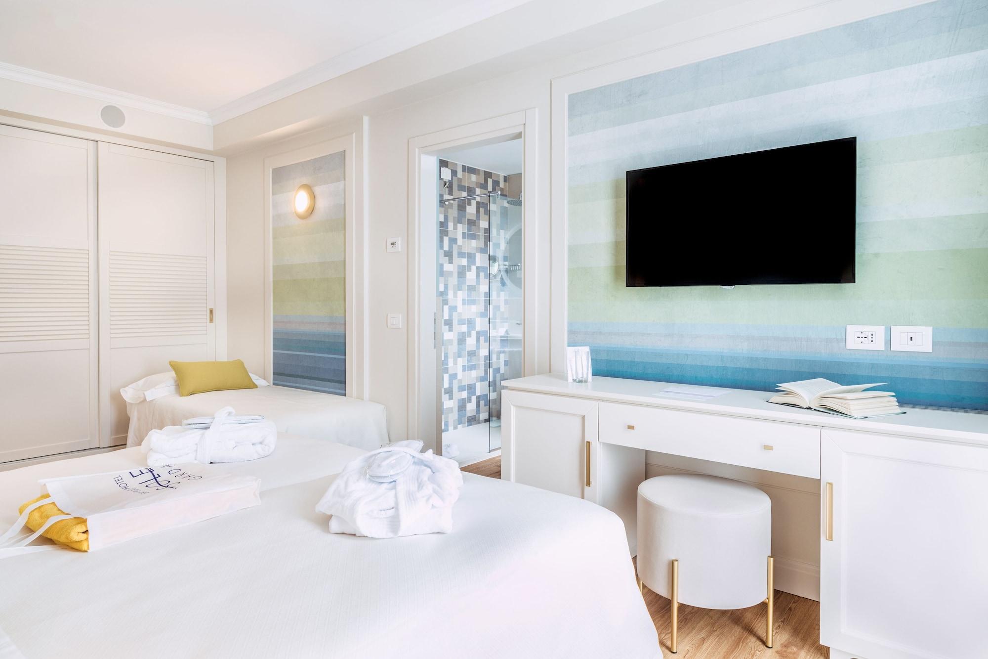 Sky Pool Sole Hotel 4*