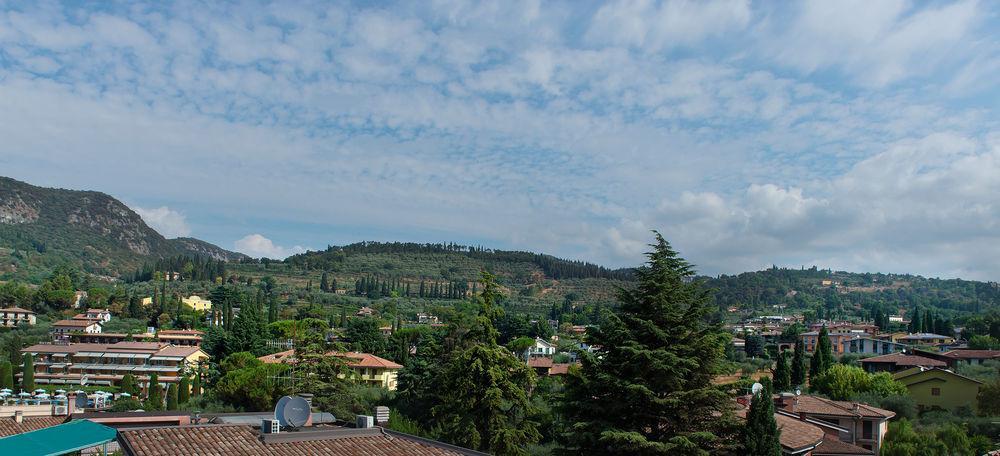 Sky Pool Sole 4* Garda (Verona)